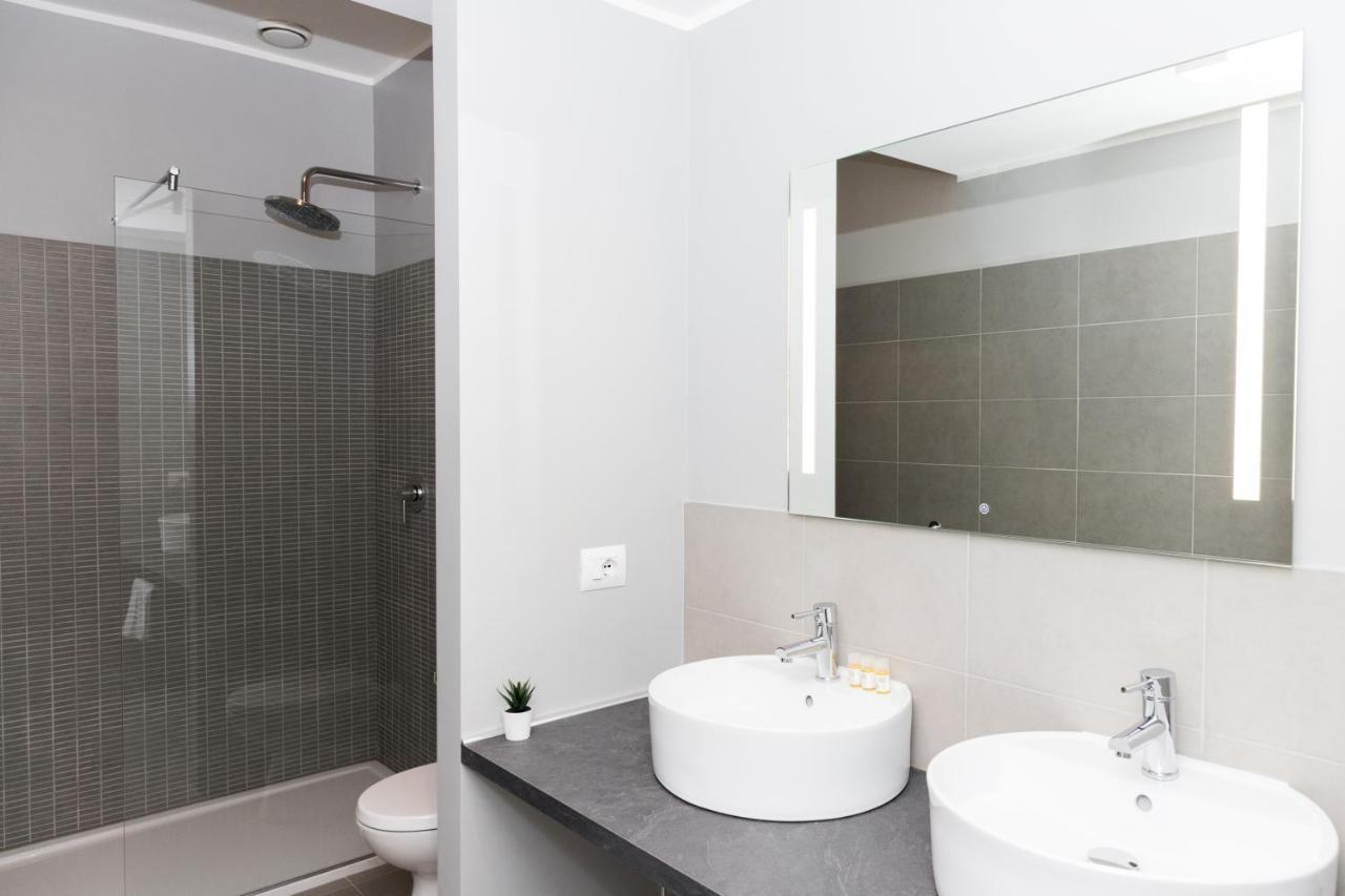 מילאנו Hemeras Boutique Homes - 2 Luxury Apartments In The City Center מראה חיצוני תמונה