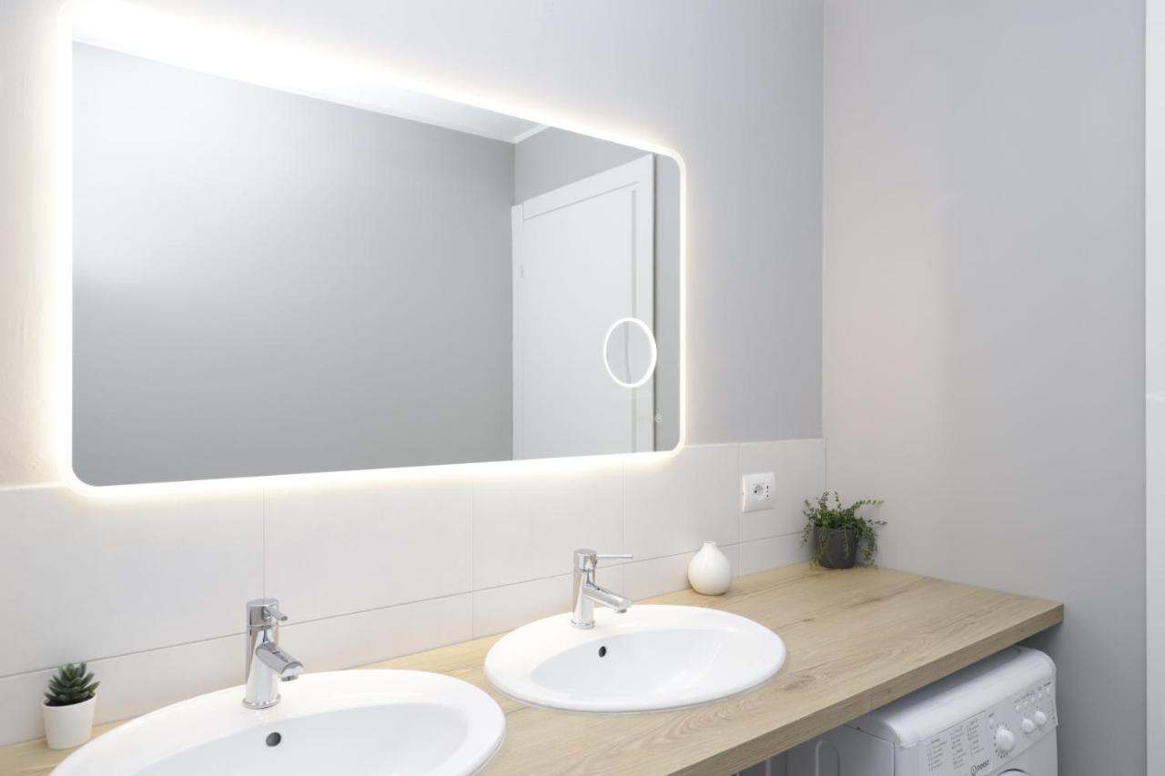 מילאנו Hemeras Boutique Homes - 2 Luxury Apartments In The City Center מראה חיצוני תמונה